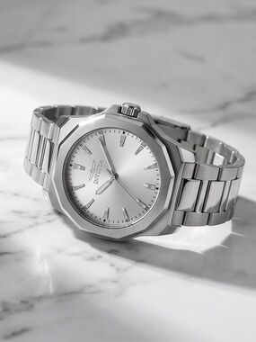 Mens Invicta Silver Octagonal-Bezel Stainless Steel Watch